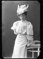 a6\caad98-27b3-4d45-b235-c64bde3c82cf.jpg